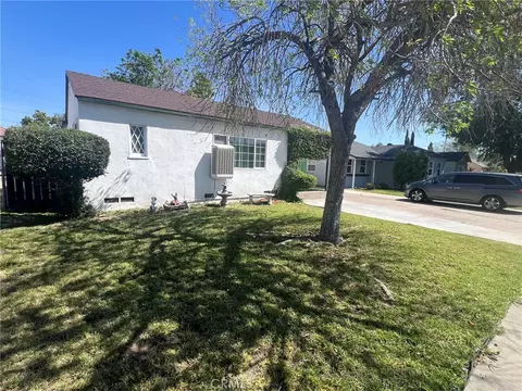 8323 Emerald Ave, Fontana, CA 92335