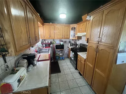 Kitchen - 8323 Emerald Ave, Fontana, CA 92335 photo 1 of 1