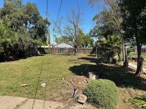 1725 E 22nd, Merced, CA 95340 photo 2
