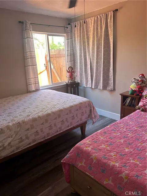 Bedroom - 913 W Santa Fe, Merced, CA 95340 photo 2 of 3