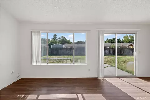 Living - 2979 Wainwright, Merced, CA 95340 photo 8 of 8