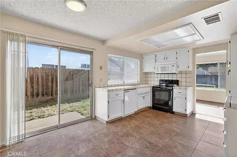 Kitchen - 2979 Wainwright, Merced, CA 95340 photo 2 of 2