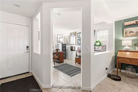 Entry Way - 1478 La Sierra, Merced, CA 95348 photo 2 of 3