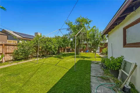 Exterior - 1054 W 24th, Merced, CA 95340 photo 7 of 8