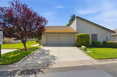 1698 W Tollhouse Ln N, Clovis, CA 93611