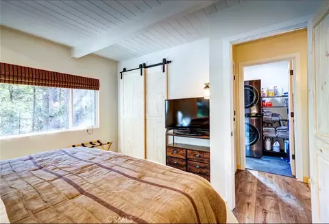 Bedroom - 29591 Lassen Dr, Long Barn, CA 95335 photo 2 of 6