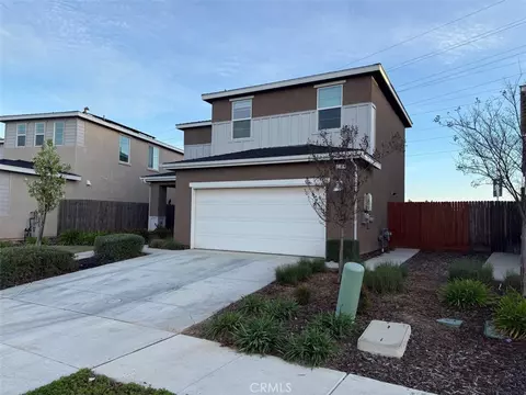 2415 Explorador, Merced, CA 95340 photo 3