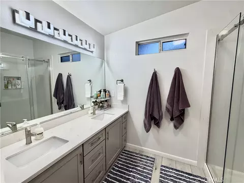 Bath - 2943 Bea, Merced, CA 95348 photo 4 of 4