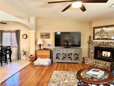 Living - 2943 Bea, Merced, CA 95348 photo 6 of 6