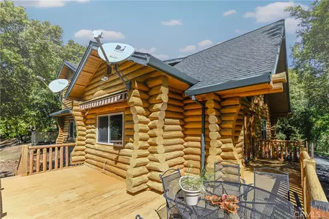 21416 Robin Ln, Pine Grove, CA 95665