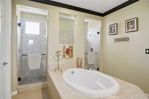 Bath - 4822 Durant, Merced, CA 95348 photo 6 of 6