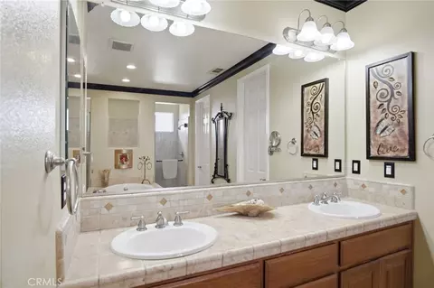 Bath - 4822 Durant, Merced, CA 95348 photo 2 of 6