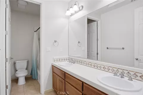 Bath - 4822 Durant, Merced, CA 95348 photo 4 of 6