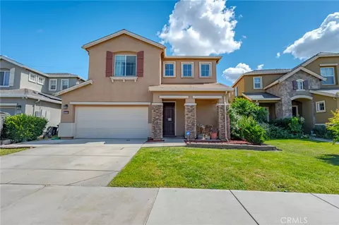 Exterior - 4324 Strathmore Pl, Merced, CA 95348 photo 2 of 10