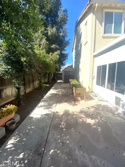 Exterior - 1220 E Springer Dr, Turlock, CA 95382 photo 4 of 5