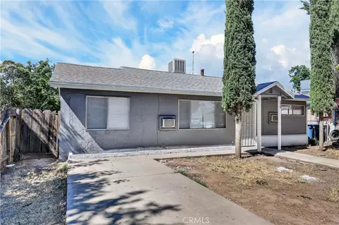 Exterior - 520 W 9th St, Merced, CA 95341 photo 4 of 7