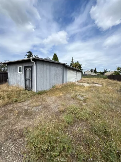 Exterior - 1101 E Monte Vis, Turlock, CA 95382 photo 9 of 14