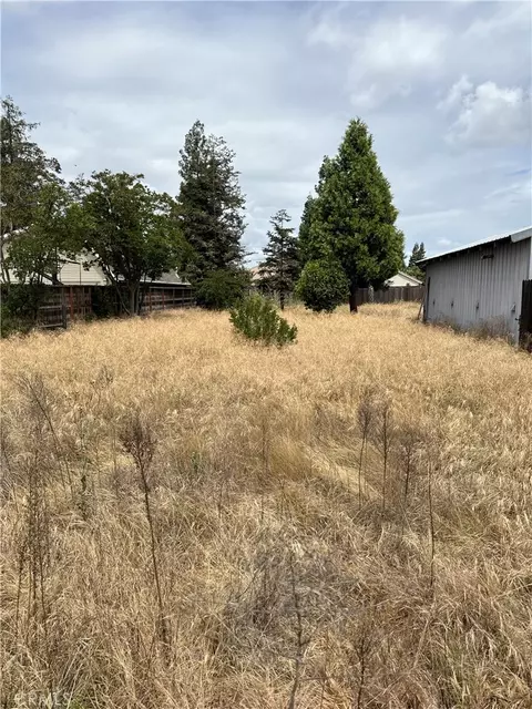 Exterior - 1101 E Monte Vis, Turlock, CA 95382 photo 6 of 14