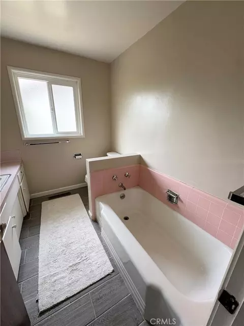 Bath - 1101 E Monte Vis, Turlock, CA 95382 photo 5 of 16