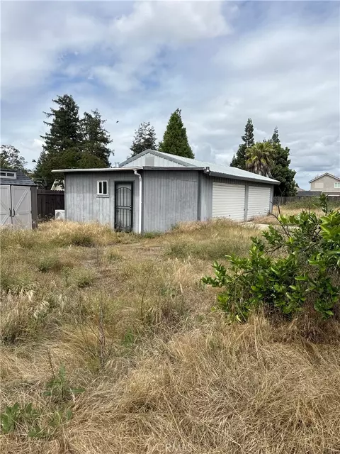 Exterior - 1101 E Monte Vis, Turlock, CA 95382 photo 8 of 14