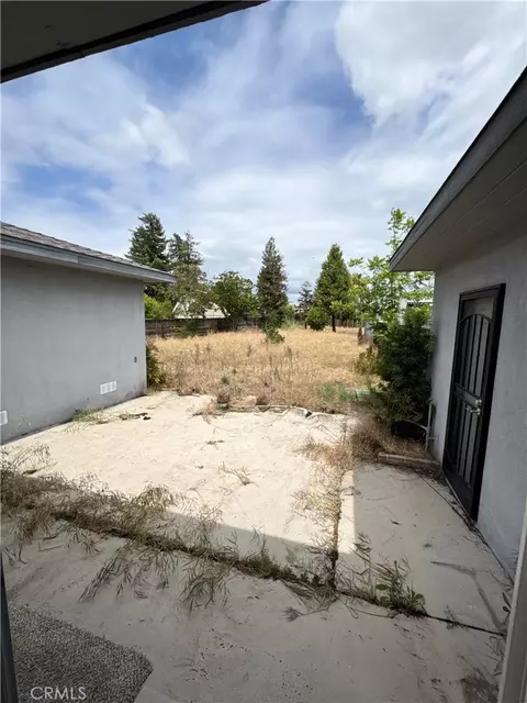 Exterior - 1101 E Monte Vis, Turlock, CA 95382 photo 5 of 14
