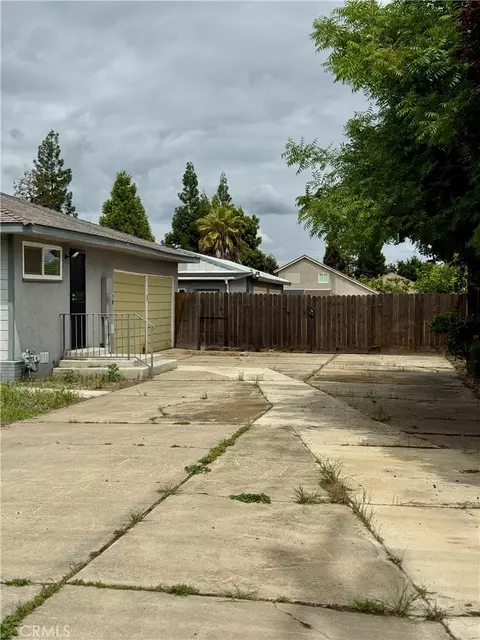Exterior - 1101 E Monte Vis, Turlock, CA 95382 photo 3 of 14
