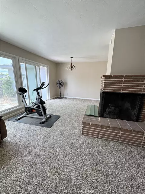 Living - 1101 E Monte Vis, Turlock, CA 95382 photo 5 of 8