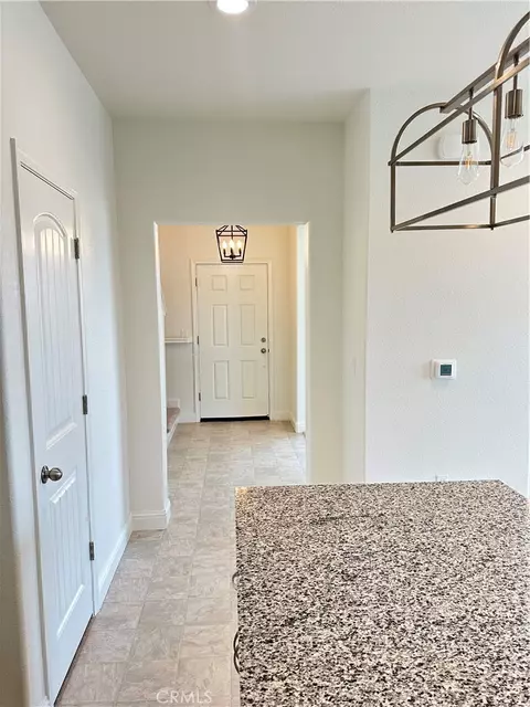 Entry Way - 204 Montage Dr, Merced, CA 95348 photo 2 of 15