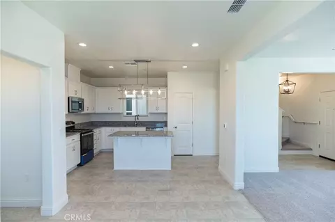Entry Way - 204 Montage Dr, Merced, CA 95348 photo 4 of 15