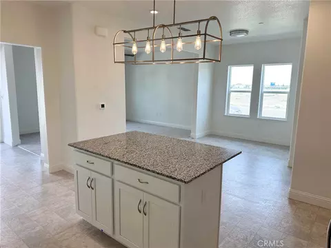 Kitchen - 204 Montage Dr, Merced, CA 95348 photo 7 of 7