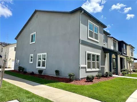 Exterior - 204 Montage Dr, Merced, CA 95348 photo 4 of 13
