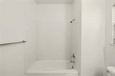 Bath - 1321 Jenner Dr, Merced, CA 95348 photo 2 of 8
