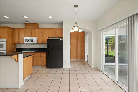 Kitchen - 1321 Jenner Dr, Merced, CA 95348 photo 4 of 5