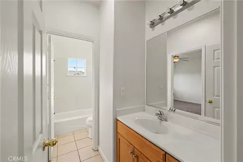 Bath - 1321 Jenner Dr, Merced, CA 95348 photo 6 of 8