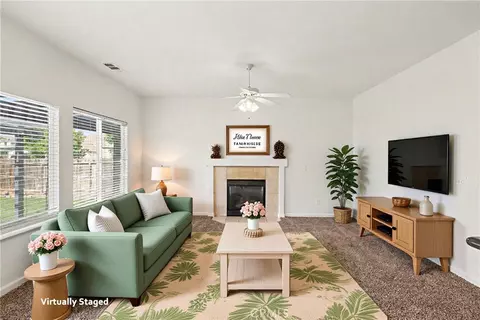 Living - 1321 Jenner Dr, Merced, CA 95348 photo 5 of 8