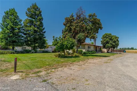 Exterior - 2029 W State Highway 140, Merced, CA 95341 photo 4 of 12