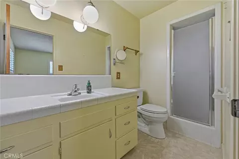 Bath - 2029 W State Highway 140, Merced, CA 95341 photo 2 of 2