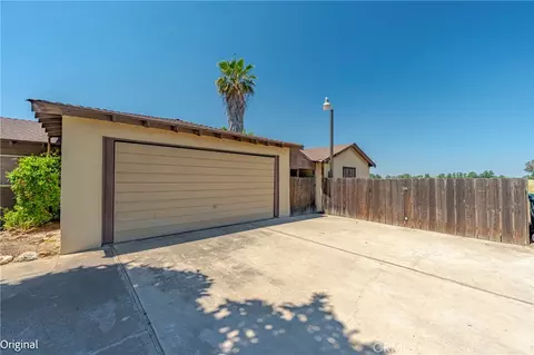 Exterior - 2029 W State Highway 140, Merced, CA 95341 photo 6 of 12