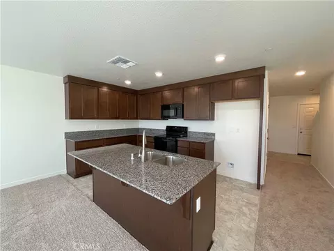 732 Stone Ridge East Ave, Merced, CA 95341