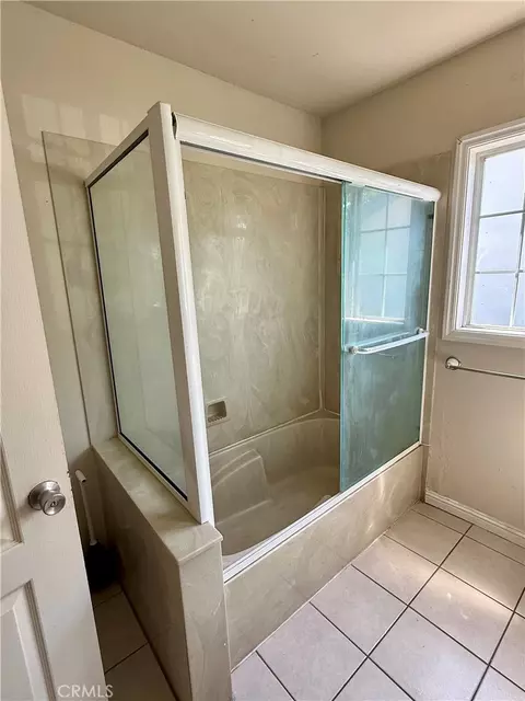 Bath - 1127 W 23rd, Merced, CA 95340 photo 2 of 3