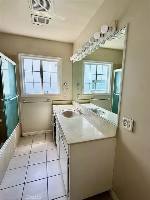 Bath - 1127 W 23rd, Merced, CA 95340 photo 1 of 3