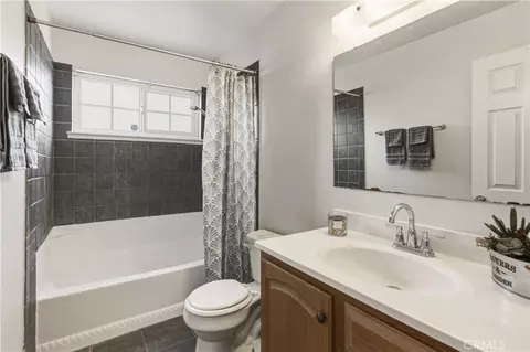 Bath - 3312 Cherokee Ave, Merced, CA 95340 photo 1 of 3