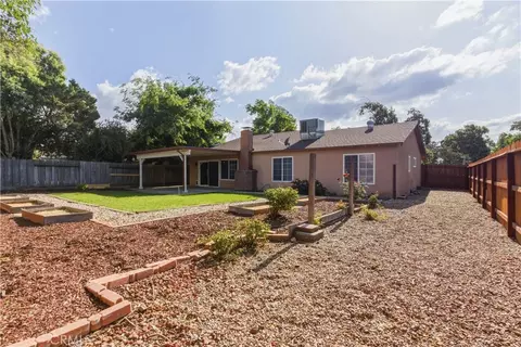Exterior - 3312 Cherokee Ave, Merced, CA 95340 photo 4 of 5