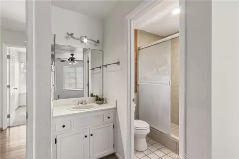 Bath - 3312 Cherokee Ave, Merced, CA 95340 photo 2 of 3