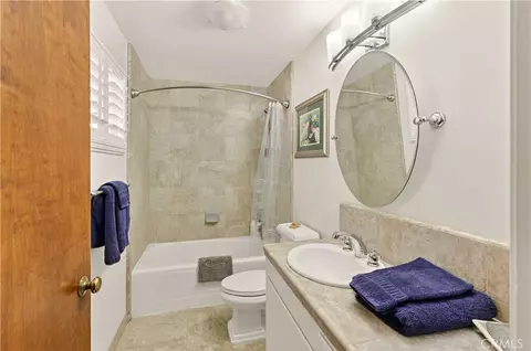 Bath - 2875 Ardell, Merced, CA 95348 photo 9 of 9