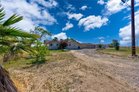 Exterior - 17626 Britto Rd, Dos Palos, CA 93620 photo 4 of 19