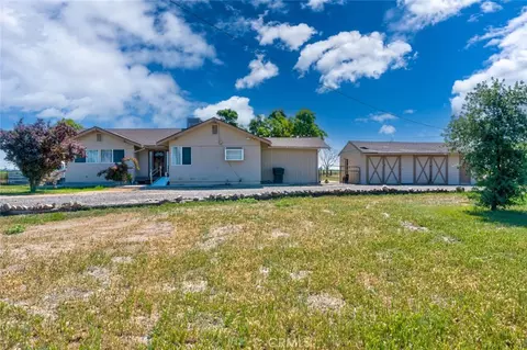 Exterior - 17626 Britto Rd, Dos Palos, CA 93620 photo 1 of 19