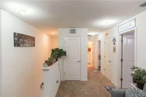 Entry Way - 172 Korbel Ave, Merced, CA 95348 photo 5 of 8