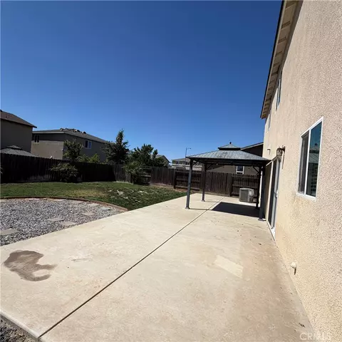 385 Ostrander, Merced, CA 95341 photo 17
