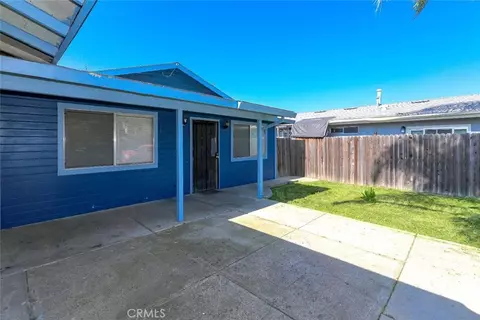 Exterior - 268 E 10th St, Merced, CA 95341 photo 1 of 4